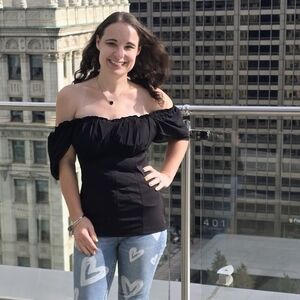 Meet your Posher, Liz